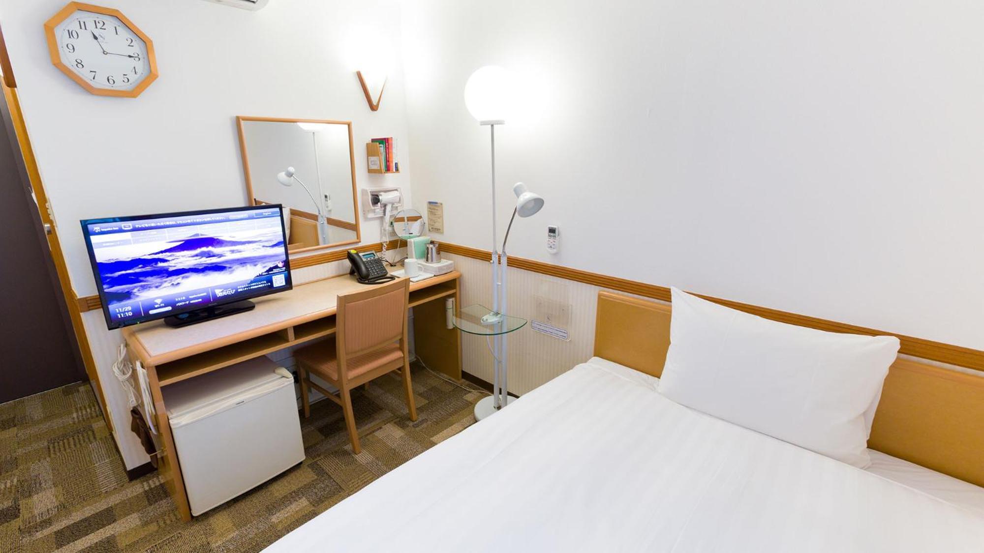 Toyoko Inn Sasebo Ekimae Buitenkant foto