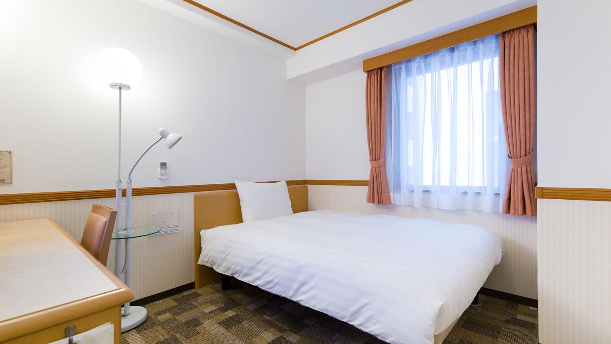 Toyoko Inn Sasebo Ekimae Buitenkant foto