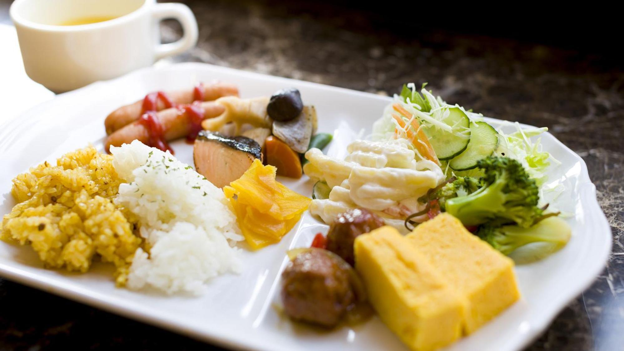 Toyoko Inn Sasebo Ekimae Buitenkant foto